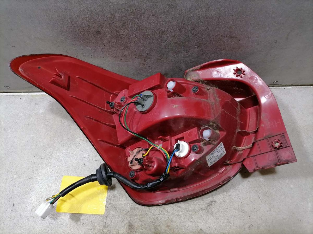 Hyundai I10 IA original R&uuml;cklicht R&uuml;ckleuchte Schlussleuchte rechts Bj.2016